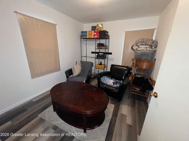 1022 Persons Court, Lansing, MI 48906