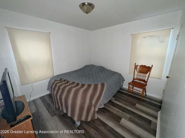 1022 Persons Court, Lansing, MI 48906