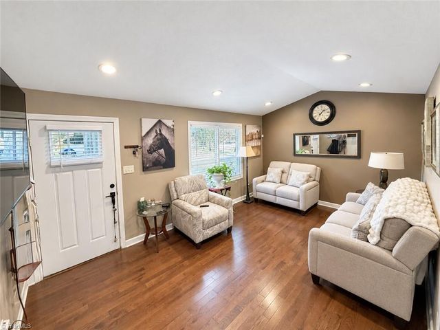 109 Potter Drive, Jamestown, NC 27282