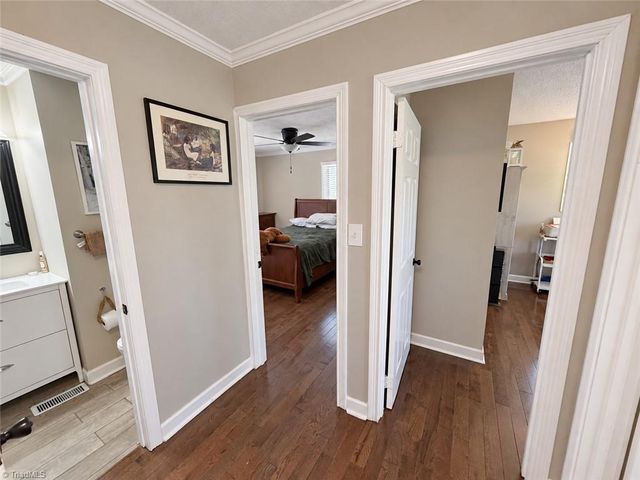 109 Potter Drive, Jamestown, NC 27282