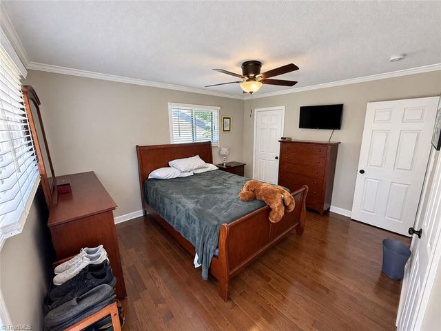 109 Potter Drive, Jamestown, NC 27282