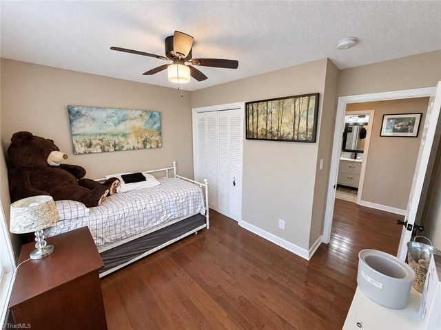 109 Potter Drive, Jamestown, NC 27282