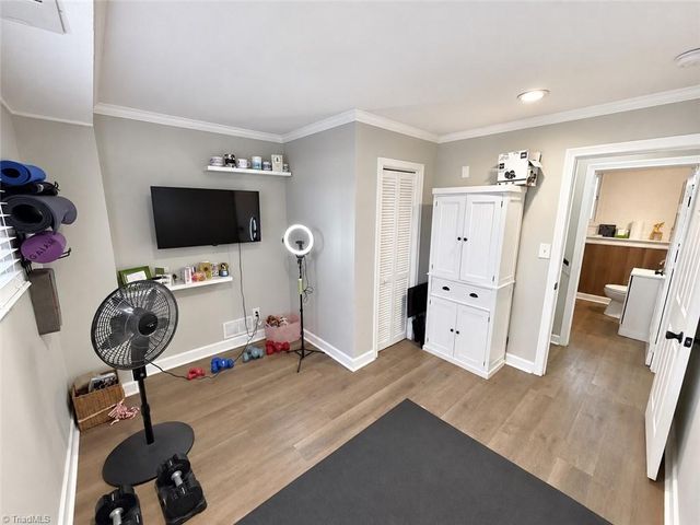 109 Potter Drive, Jamestown, NC 27282