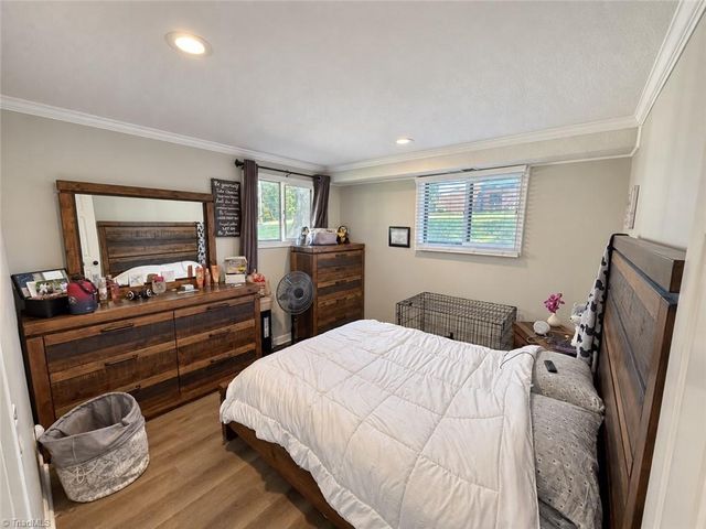 109 Potter Drive, Jamestown, NC 27282