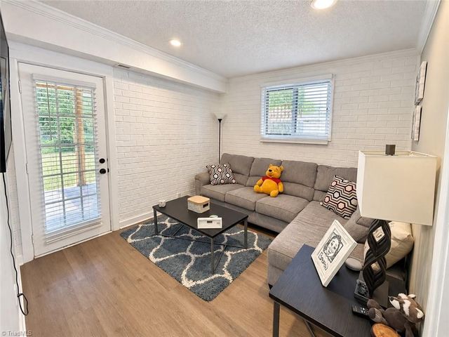 109 Potter Drive, Jamestown, NC 27282