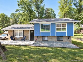 109 Potter Drive, Jamestown, NC 27282