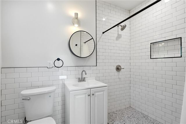 1219 Hoover Street C, Los Angeles, CA 90029