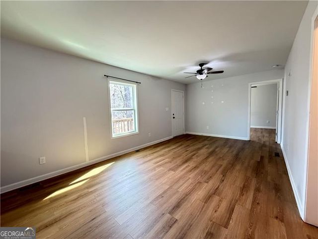 3662 Lakeview Drive, Gainesville, GA 30501