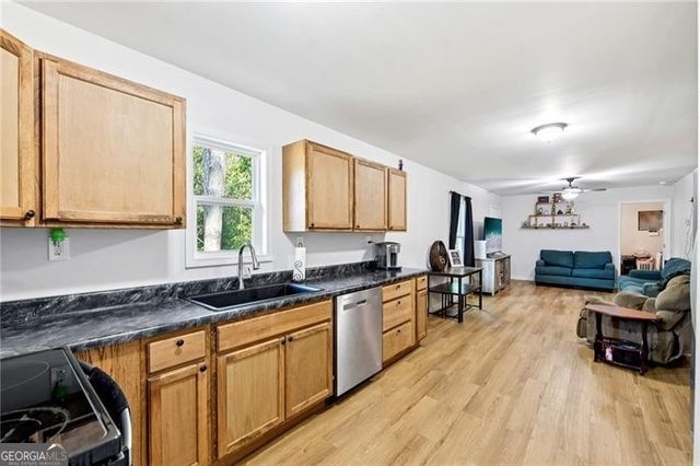 3662 Lakeview Drive, Gainesville, GA 30501