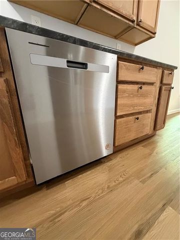 3662 Lakeview Drive, Gainesville, GA 30501