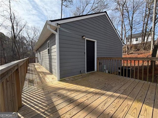 3662 Lakeview Drive, Gainesville, GA 30501