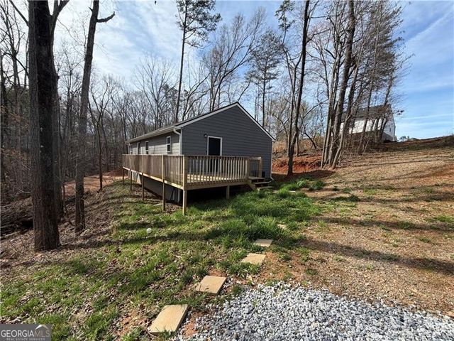 3662 Lakeview Drive, Gainesville, GA 30501