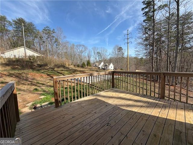 3662 Lakeview Drive, Gainesville, GA 30501