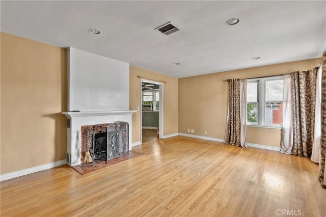 2587 Lombardy, Los Angeles, CA 90032