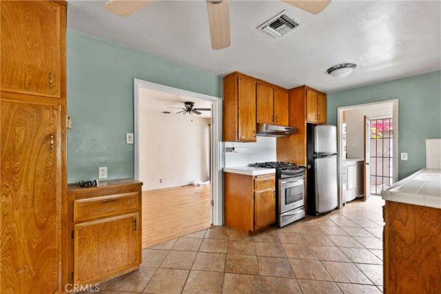 2587 Lombardy, Los Angeles, CA 90032