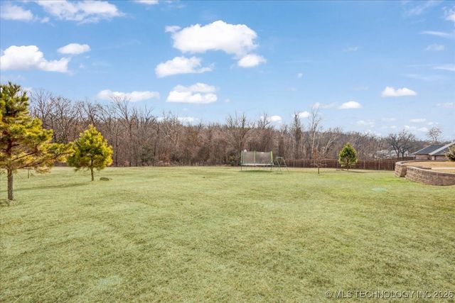 2086 N Ranchette Road, Durant, OK 74701