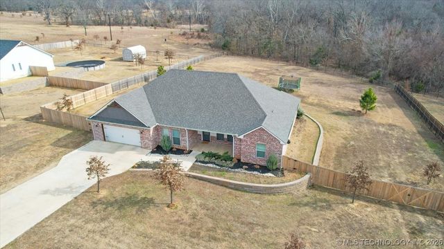 2086 N Ranchette Road, Durant, OK 74701