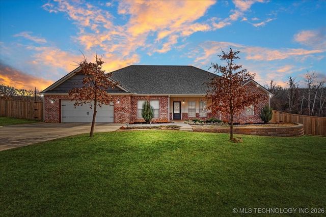 2086 N Ranchette Road, Durant, OK 74701