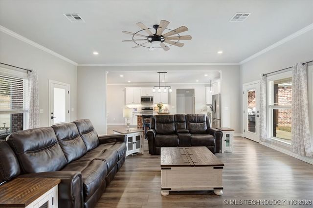 2086 N Ranchette Road, Durant, OK 74701