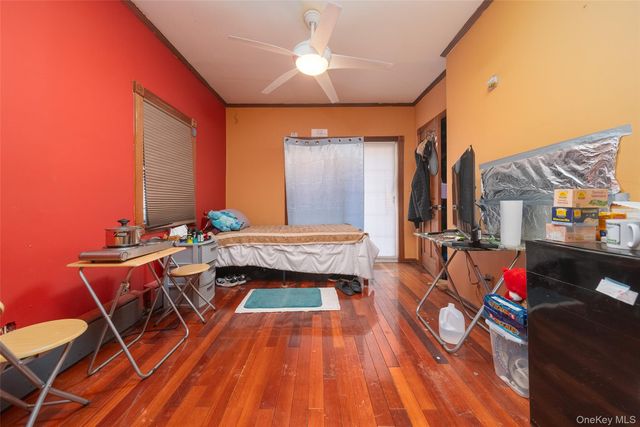 3438 12th Street, Astoria, NY 11106
