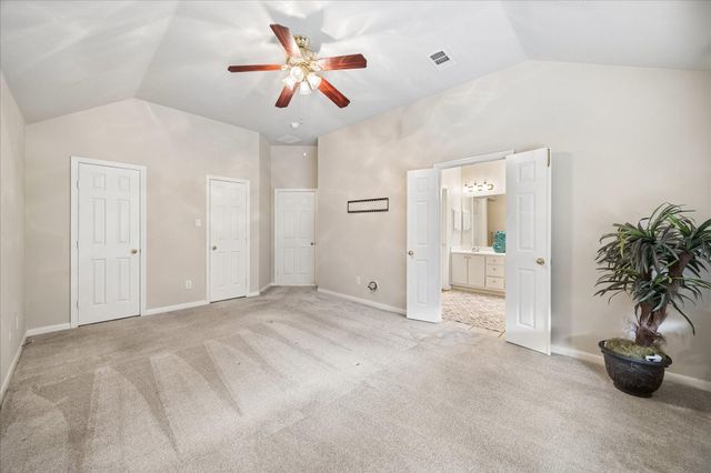 10719 Knoll Bend Lane, Houston, TX 77070