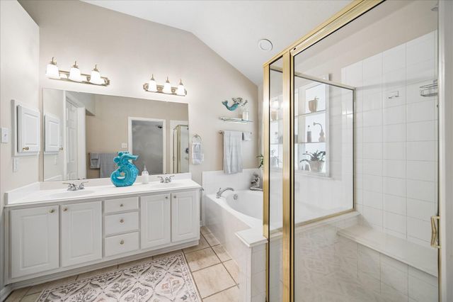 10719 Knoll Bend Lane, Houston, TX 77070