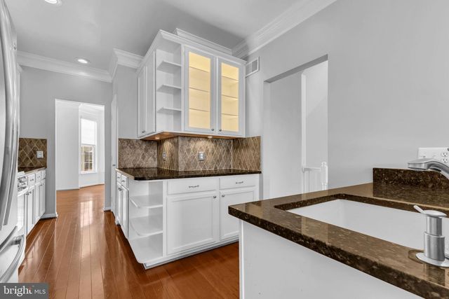 5937 KIRKCALDY LN, Alexandria, VA 22315