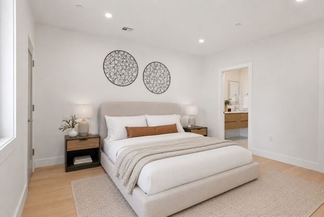 209 Tudor Street, Boston, MA 02127