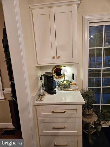 14464 LIPSCOMB HILL LN, Milford, VA 22514