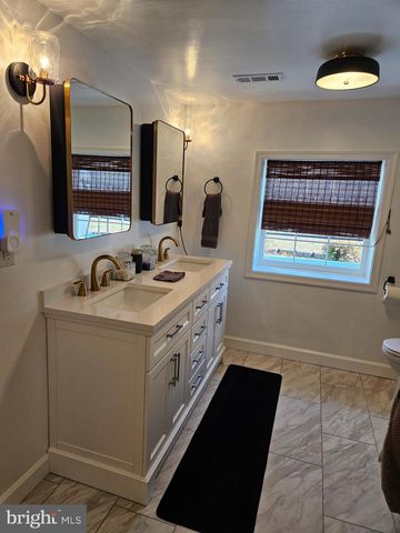 14464 LIPSCOMB HILL LN, Milford, VA 22514