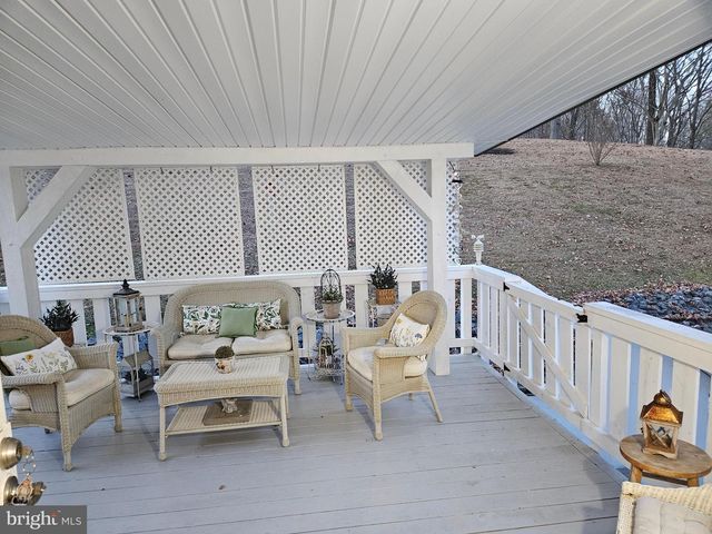 14464 LIPSCOMB HILL LN, Milford, VA 22514