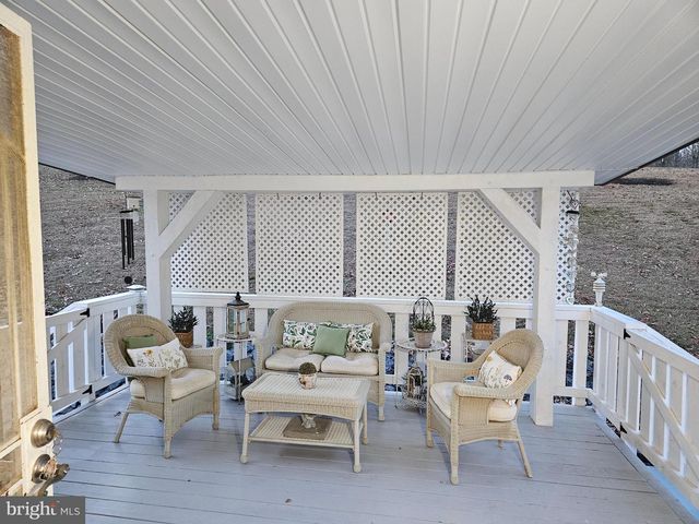 14464 LIPSCOMB HILL LN, Milford, VA 22514