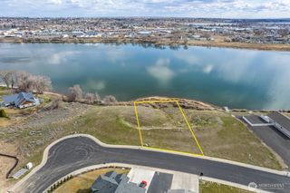 190 N Crestview Drive, Moses Lake, WA 98837
