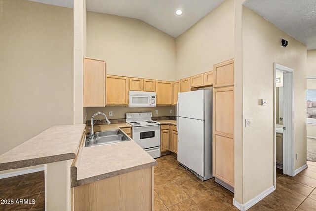 1406 W EMERALD Avenue 121, Mesa, AZ 85202