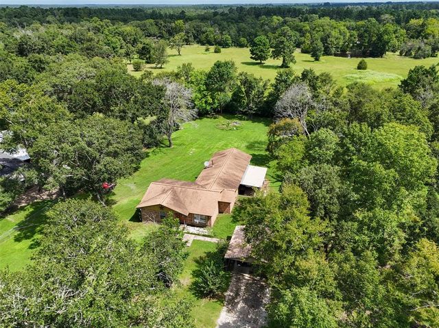 28 Cauthen Drive, Huntsville, TX 77320