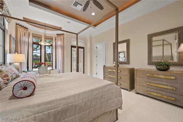 28696 La Caille DR, Naples, FL 34119