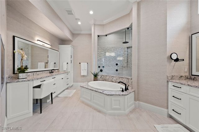 28696 La Caille DR, Naples, FL 34119