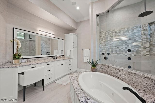 28696 La Caille DR, Naples, FL 34119