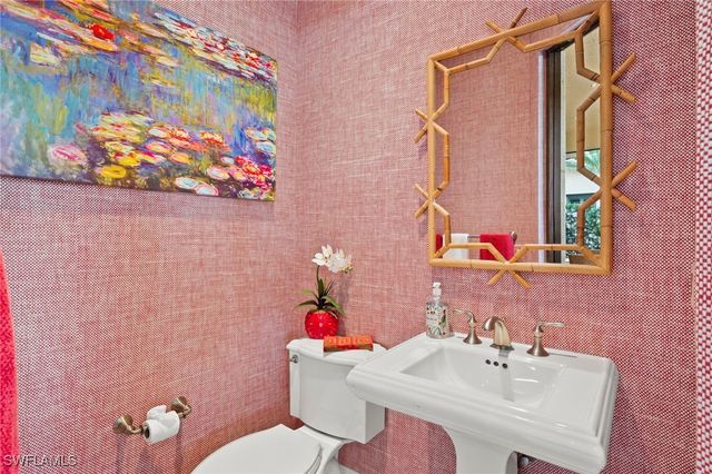 28696 La Caille DR, Naples, FL 34119