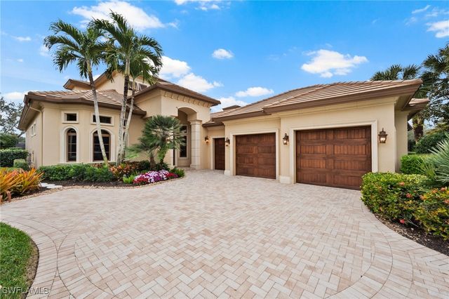 28696 La Caille DR, Naples, FL 34119