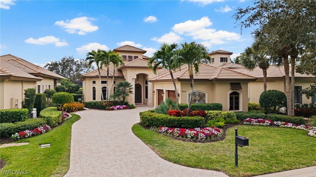 28696 La Caille DR, Naples, FL 34119