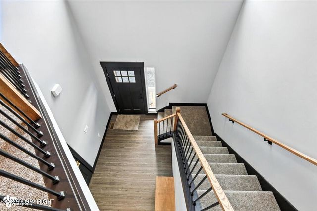 2527 S Rainbow View Circle, Wasilla, AK 99645
