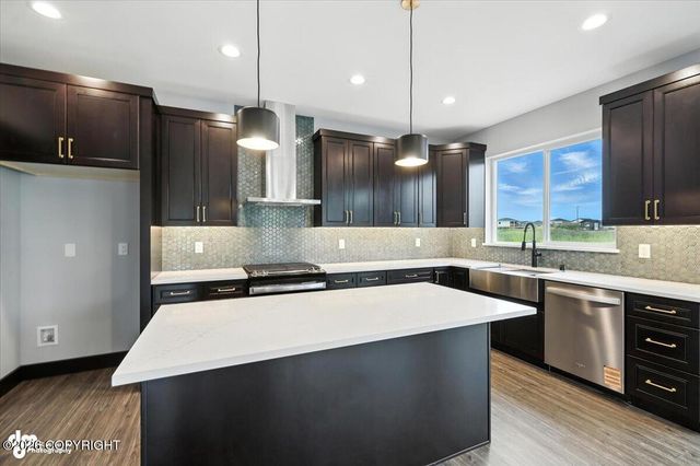 2527 S Rainbow View Circle, Wasilla, AK 99645
