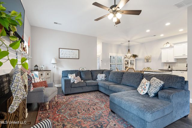 1143 Pettigrew Drive, Hernando, MS 38632