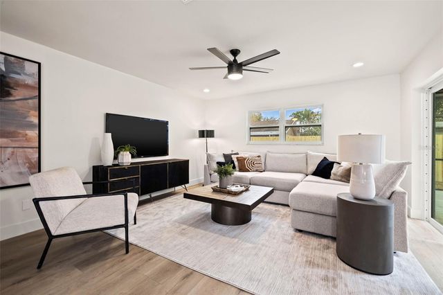 11876 MARLA LANE, Seminole, FL 33772