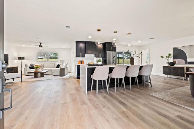 11876 MARLA LANE, Seminole, FL 33772