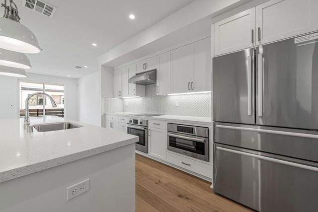 2863 Josephine Lane, Palo Alto, CA 94303