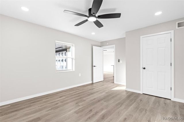 1304 NE 5th Avenue, Crystal River, FL 34428
