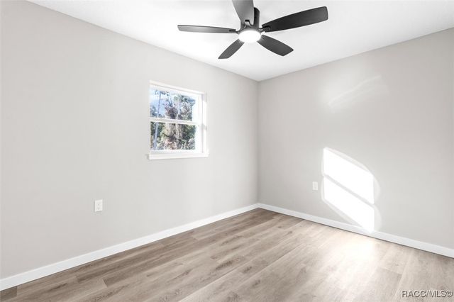 1304 NE 5th Avenue, Crystal River, FL 34428