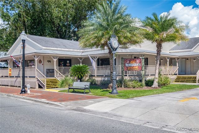 1304 NE 5th Avenue, Crystal River, FL 34428